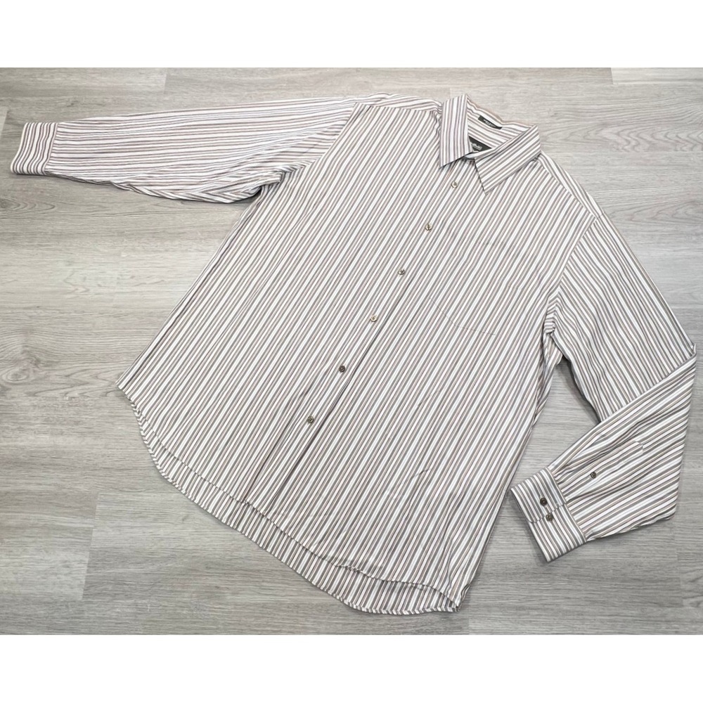 Eddie Bauer Mens Wrinkle Resistant Button Up Shirt XL Classic Fit Striped